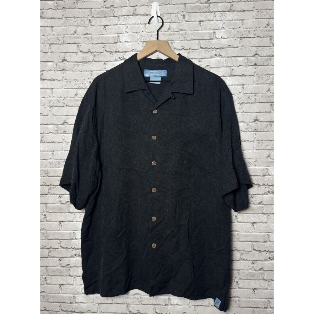 Bermuda Bay Hawaiian Shirt Mens L Black Silk Floral Pineapple Print Collar